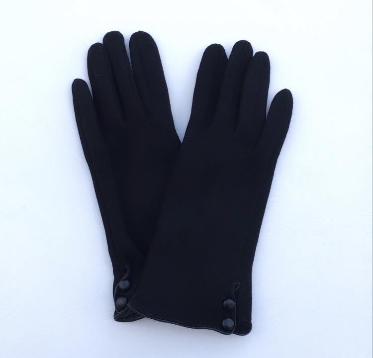  Black Gloves